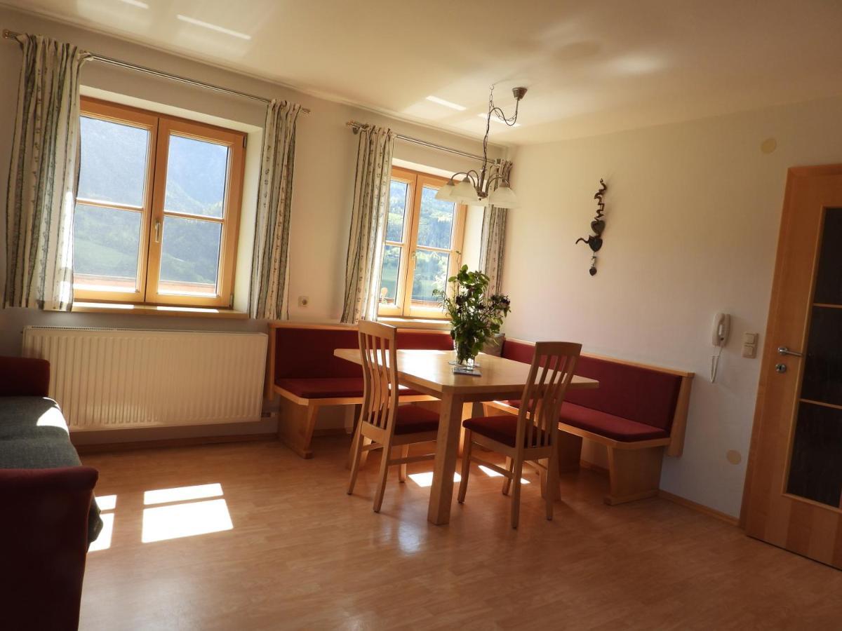 Bio-Bauernhof Einberghof Apartment ฟาร์แวร์เฟน ภายนอก รูปภาพ