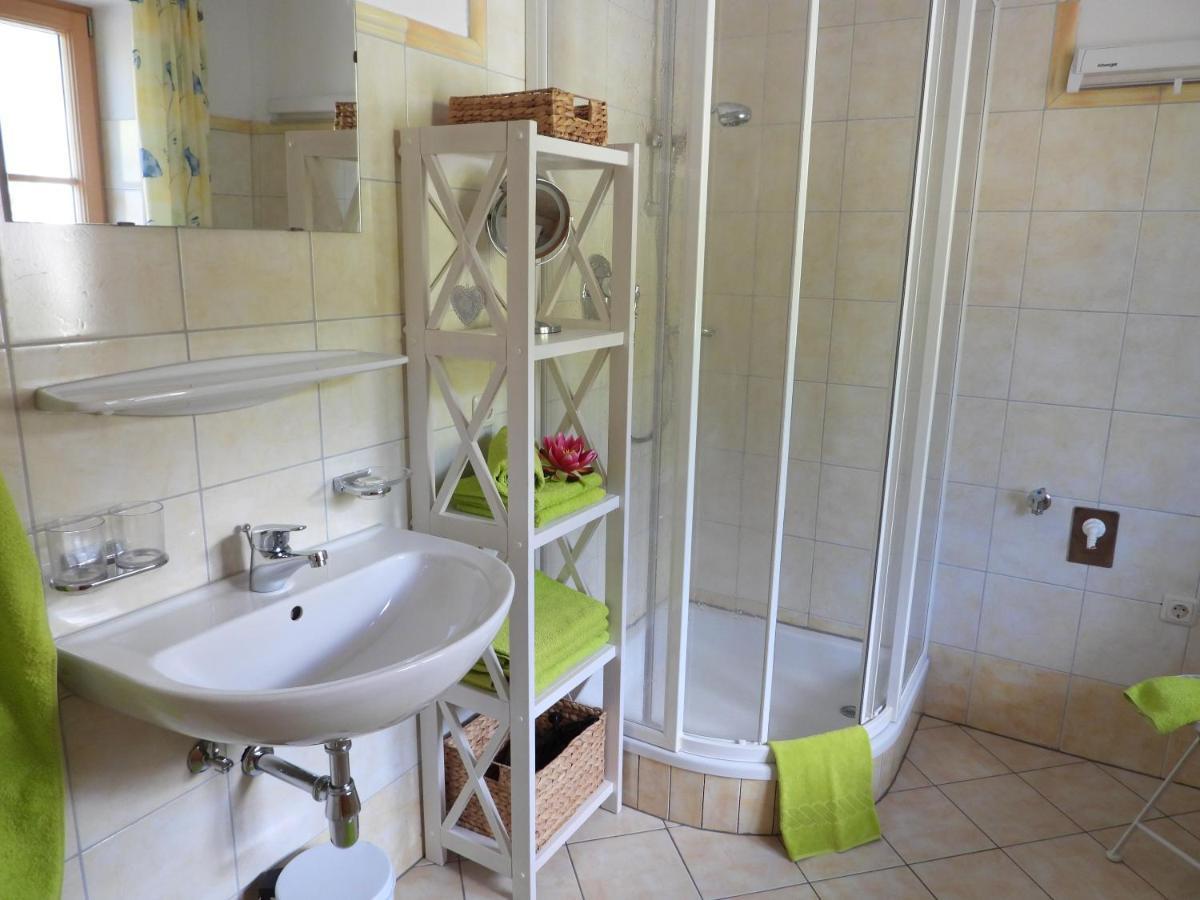 Bio-Bauernhof Einberghof Apartment ฟาร์แวร์เฟน ภายนอก รูปภาพ