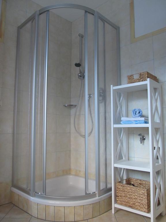 Bio-Bauernhof Einberghof Apartment ฟาร์แวร์เฟน ห้อง รูปภาพ